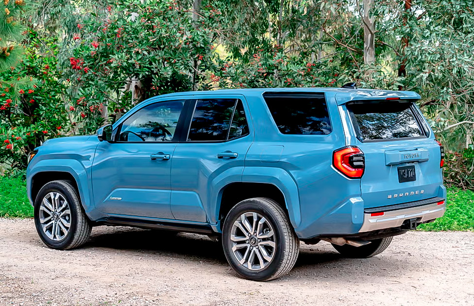 2025 Toyota 4Runner Design